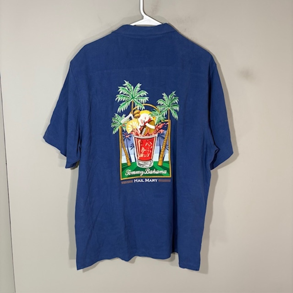 Tommy Bahama Shirt Mens Large Blue Hail Mary Silk Short Sleeve Button Up Camp
